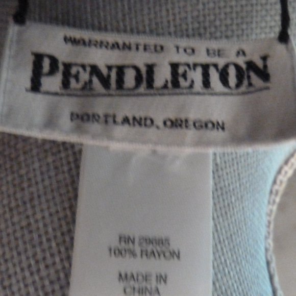 2 PIECE PENDELTON SKIRT WITH REVERSIBLE PRINT SLEEVELESS TOP-BL & WH -16W - Picture 5 of 6